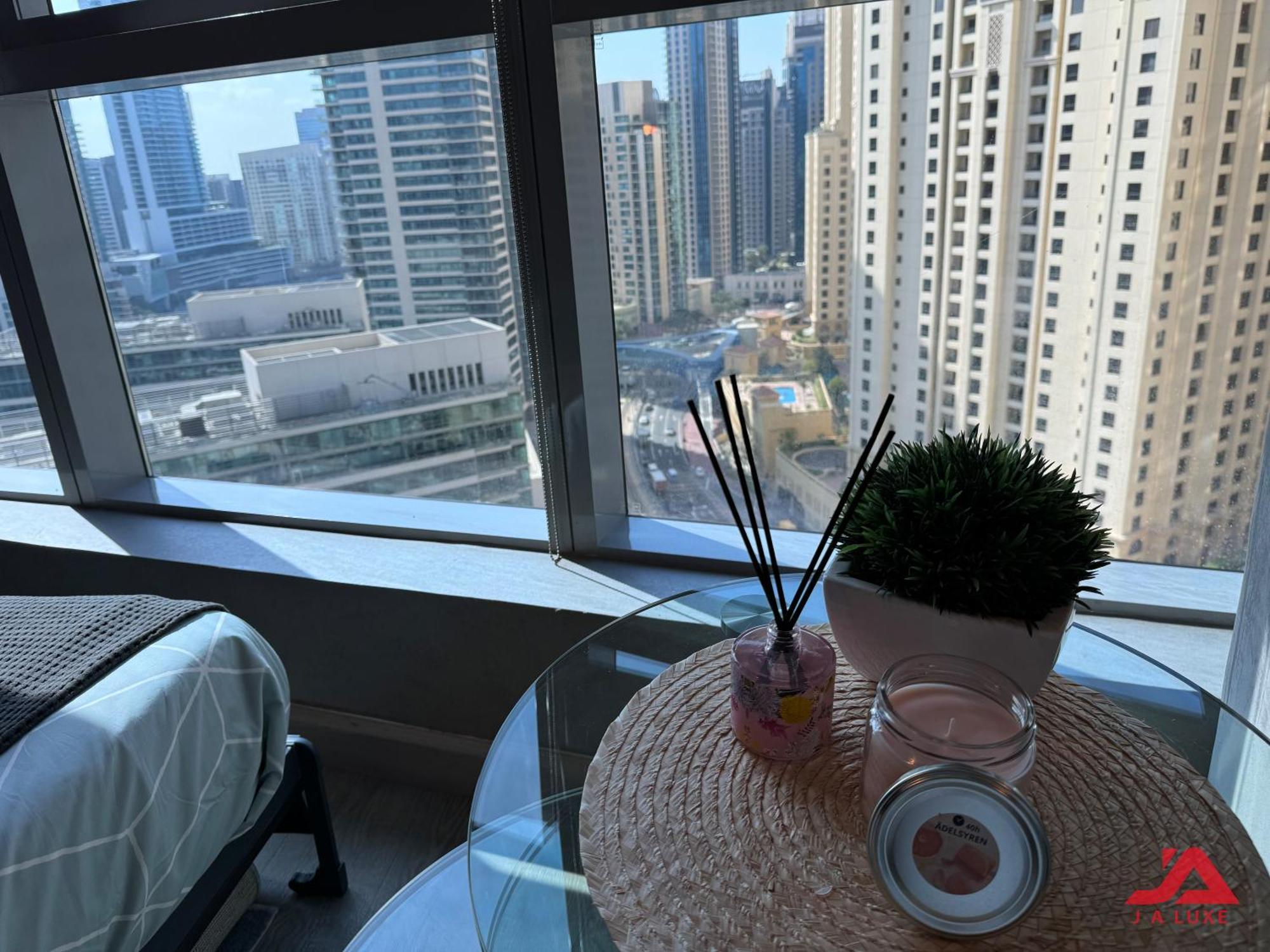 Cozy Marina & Sea View Apt In Bay Central Tower Dubai Marina With Modern Gym & Pool, Steps To Beach & Metro المظهر الخارجي الصورة