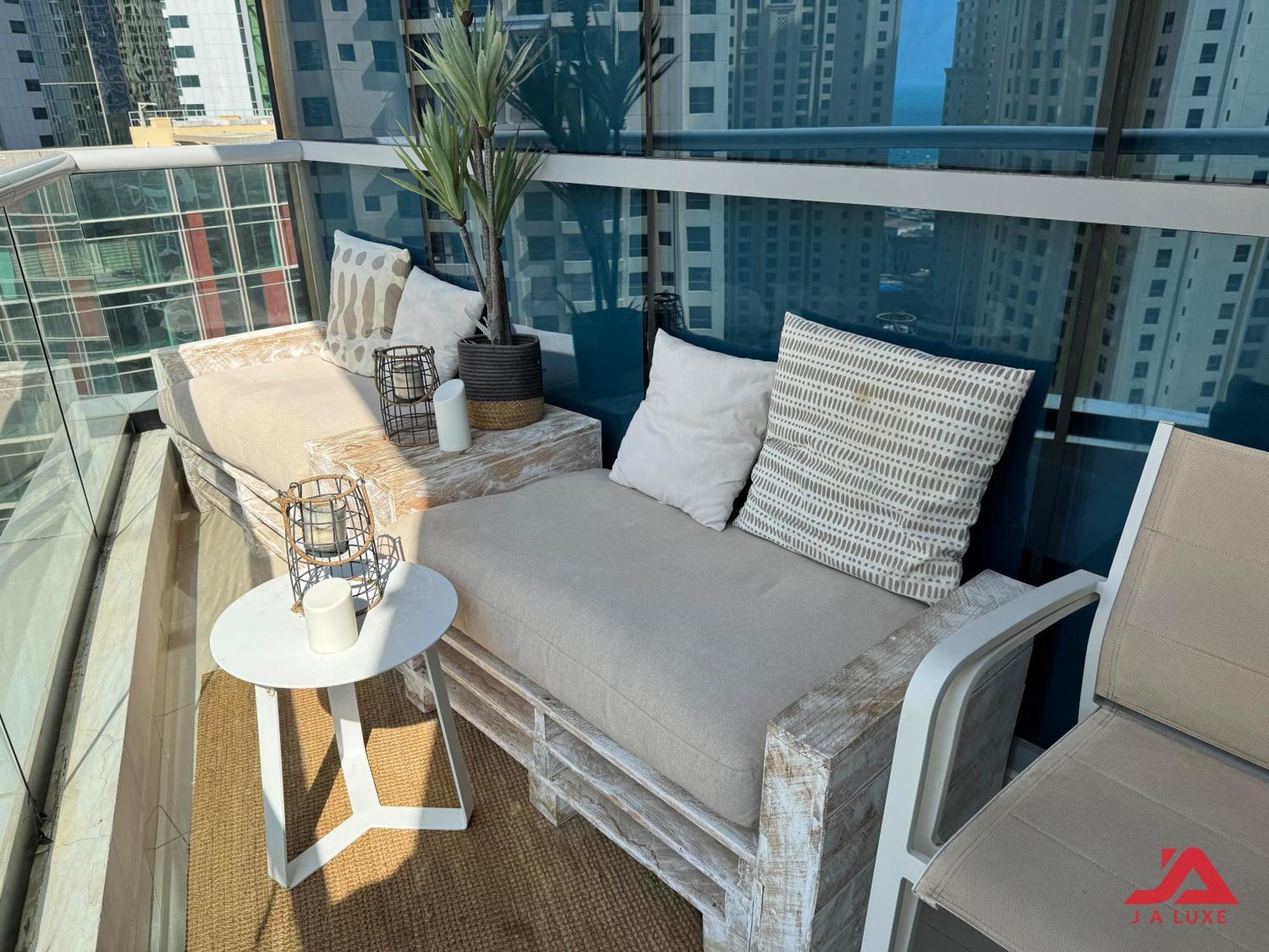Cozy Marina & Sea View Apt In Bay Central Tower Dubai Marina With Modern Gym & Pool, Steps To Beach & Metro المظهر الخارجي الصورة