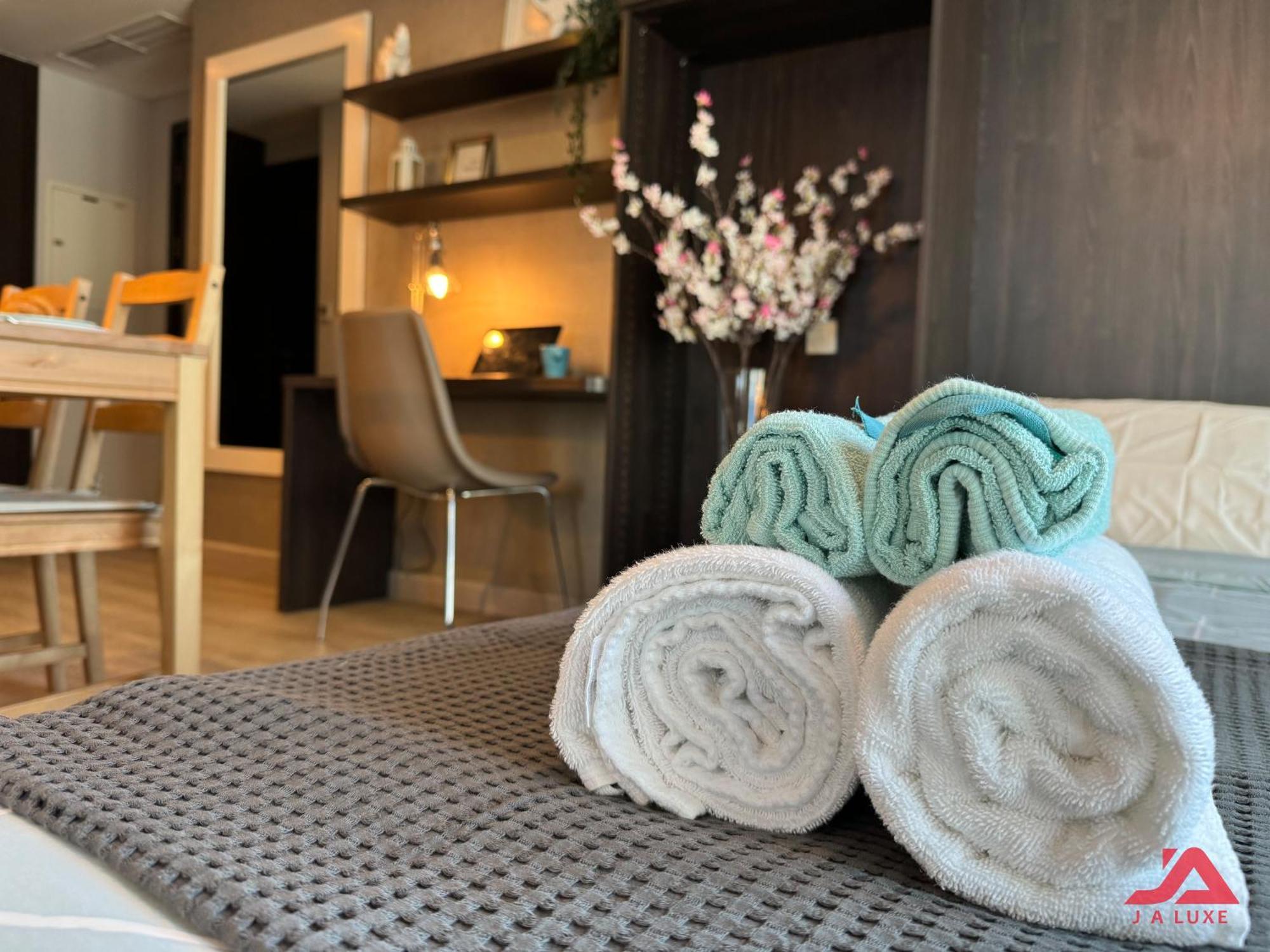 Cozy Marina & Sea View Apt In Bay Central Tower Dubai Marina With Modern Gym & Pool, Steps To Beach & Metro المظهر الخارجي الصورة